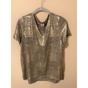 Shimmer v-neck